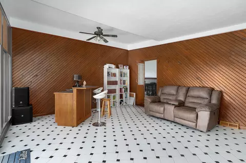 Living - 1757 E Mcclernon St, Springfield, MO 65803 photo 4 of 5