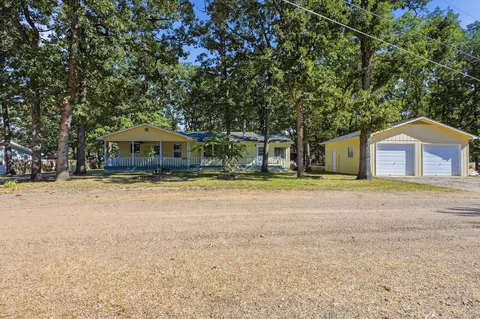 Exterior - 25193 Cedar Crest Dr, Hermitage, MO 65668 photo 1 of 11