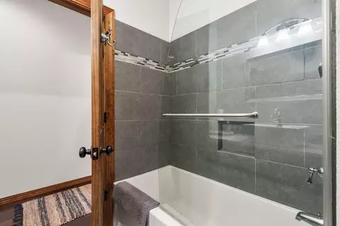 Bath - 24138 Mustang Ln, Shell Knob, MO 65747 photo 7 of 8