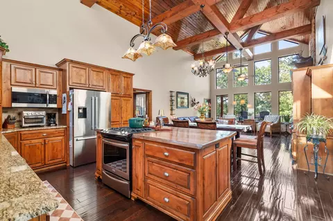 Kitchen - 24138 Mustang Ln, Shell Knob, MO 65747 photo 1 of 4