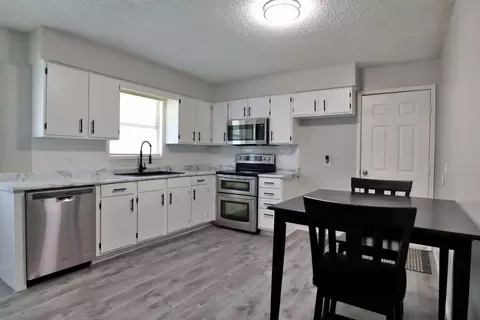 Kitchen - 1202 E Wildwood St, Republic, MO 65738 photo 1 of 5