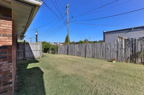 Exterior - 3155 E Washita St, Springfield, MO 65804 photo 2 of 10