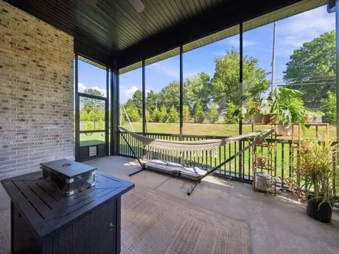 Exterior - 3925 E Woodhue St, Springfield, MO 65802 photo 16 of 17