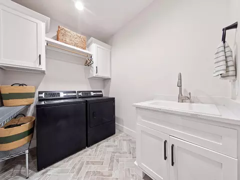 Other - 3925 E Woodhue St, Springfield, MO 65802 photo 4 of 7