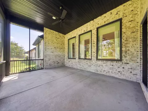 Exterior - 3925 E Woodhue St, Springfield, MO 65802 photo 13 of 17