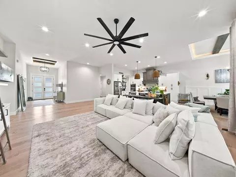Living - 3925 E Woodhue St, Springfield, MO 65802 photo 5 of 5
