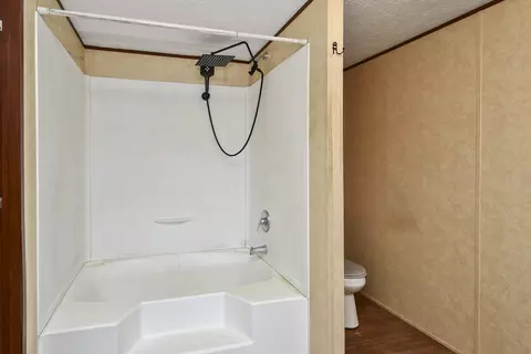 Bath - 130 Maple Dr, Conway, MO 65632 photo 3 of 4