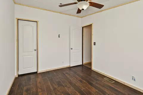 Bedroom - 130 Maple Dr, Conway, MO 65632 photo 2 of 3