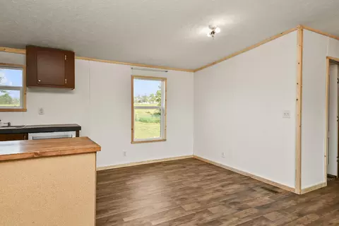 Living - 130 Maple Dr, Conway, MO 65632 photo 5 of 6