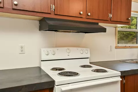 Kitchen - 130 Maple Dr, Conway, MO 65632 photo 3 of 4