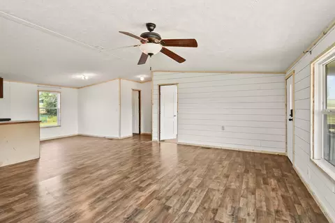 Living - 130 Maple Dr, Conway, MO 65632 photo 2 of 6