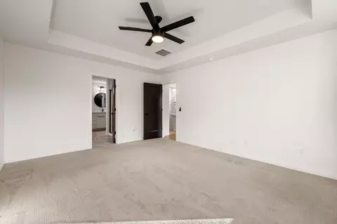 Bedroom - 1365 W Gaslight Dr, Springfield, MO 65810 photo 3 of 8