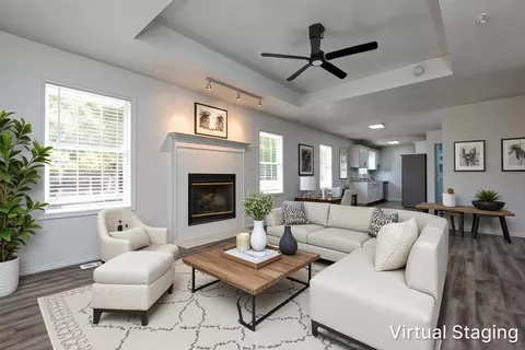 Living - 210 E Robin Rd, Clever, MO 65631 photo 4 of 4