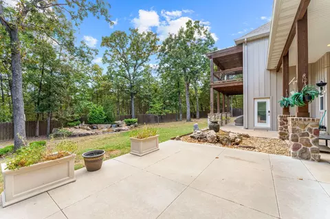 Exterior - 117 Olympic Dr, Branson, MO 65616 photo 7 of 13