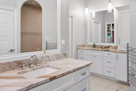 Bath - 117 Olympic Dr, Branson, MO 65616 photo 1 of 9
