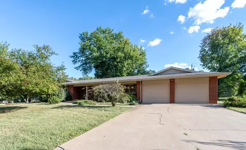 Exterior - 4008 W Grimes St, Springfield, MO 65802 photo 2 of 19