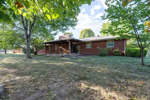 Exterior - 4008 W Grimes St, Springfield, MO 65802 photo 9 of 19