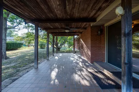 Exterior - 4008 W Grimes St, Springfield, MO 65802 photo 11 of 19