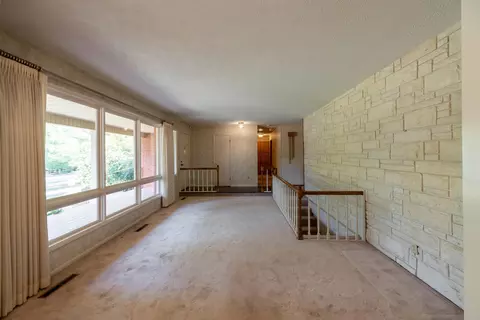 Living - 4008 W Grimes St, Springfield, MO 65802 photo 2 of 7