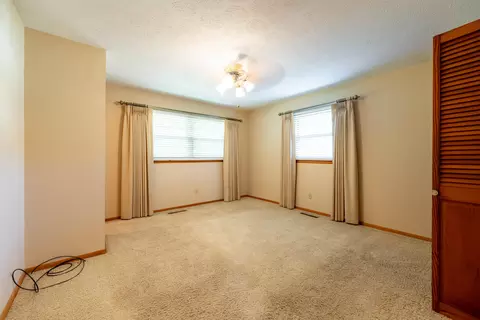 Bedroom - 4008 W Grimes St, Springfield, MO 65802 photo 1 of 9