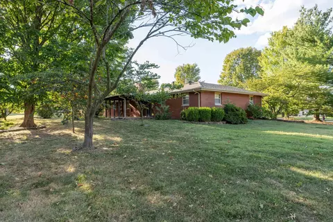 Exterior - 4008 W Grimes St, Springfield, MO 65802 photo 8 of 19