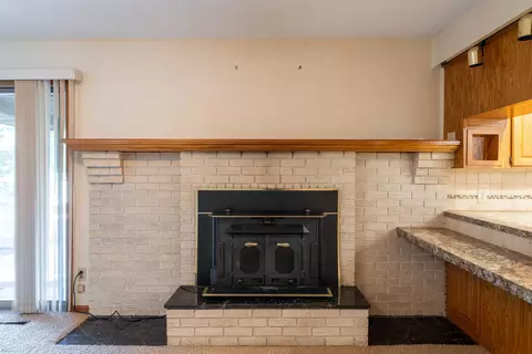 Living - 4008 W Grimes St, Springfield, MO 65802 photo 6 of 7
