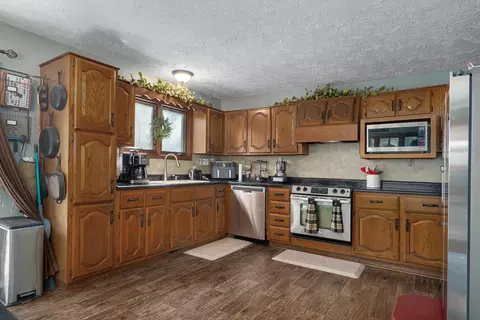 Kitchen - 1806 W Scott St, Springfield, MO 65802 photo 1 of 2