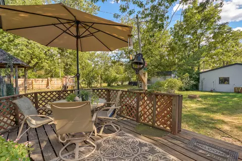 Exterior - 1806 W Scott St, Springfield, MO 65802 photo 3 of 8