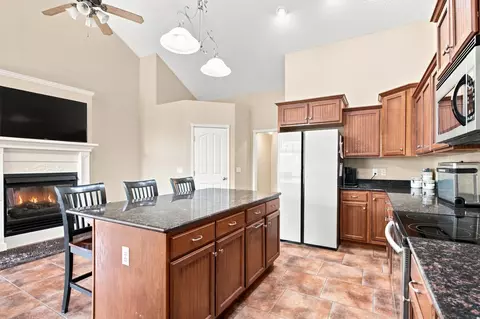 Kitchen - 478 E Sequoia St, Republic, MO 65738 photo 4 of 4