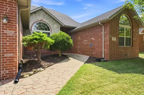 Exterior - 478 E Sequoia St, Republic, MO 65738 photo 3 of 8