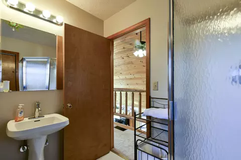 Bath - 18715 Fr 2285, Eagle Rock, MO 65641 photo 4 of 4