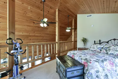 Bedroom - 18715 Fr 2285, Eagle Rock, MO 65641 photo 4 of 4