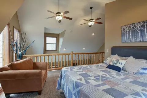 Bedroom - 29931 State Highway 86, Eagle Rock, MO 65641 photo 3 of 12