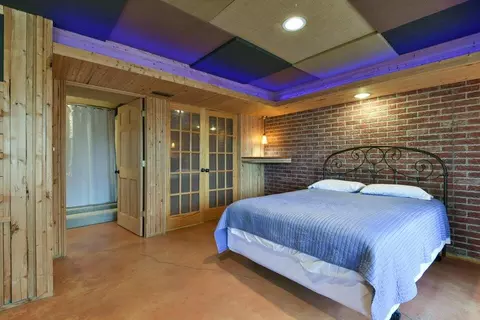 Bedroom - 29931 State Highway 86, Eagle Rock, MO 65641 photo 12 of 12