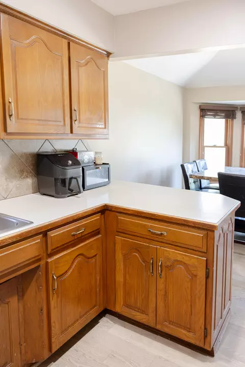 Kitchen - 2099 W Nottingham St, Springfield, MO 65810 photo 3 of 3