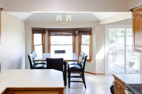 Dining - 2099 W Nottingham St, Springfield, MO 65810 photo 2 of 2