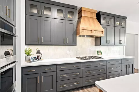 Kitchen - 6164 S Hampton Ave, Springfield, MO 65810 photo 5 of 6