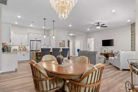 Dining - 49 E Pine Ln, Reeds Spring, MO 65737 photo 1 of 2