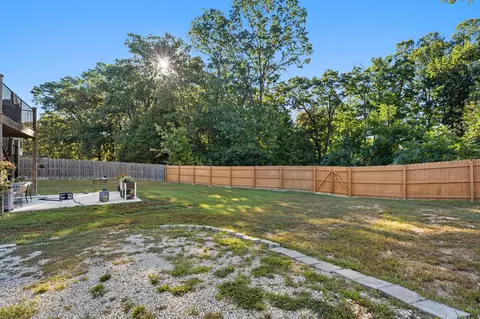 Exterior - 49 E Pine Ln, Reeds Spring, MO 65737 photo 8 of 18