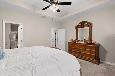 Bedroom - 49 E Pine Ln, Reeds Spring, MO 65737 photo 2 of 4