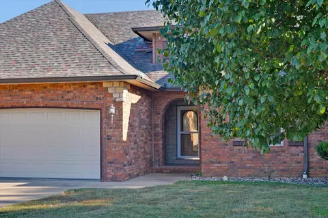 Exterior - 802 E Current Dr, Ozark, MO 65721 photo 2 of 5