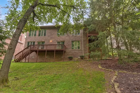 Exterior - 2441 S Forrest Heights Ave, Springfield, MO 65809 photo 11 of 13