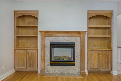 Living - 2441 S Forrest Heights Ave, Springfield, MO 65809 photo 8 of 13