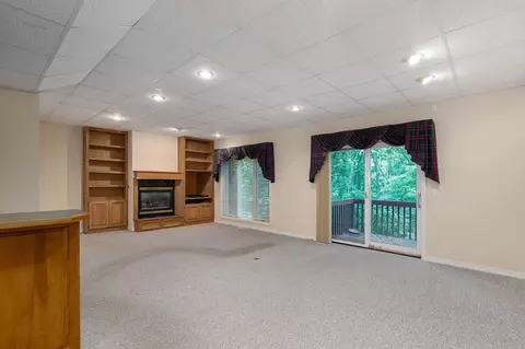 Living - 2441 S Forrest Heights Ave, Springfield, MO 65809 photo 10 of 13