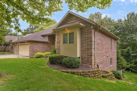 Exterior - 2441 S Forrest Heights Ave, Springfield, MO 65809 photo 3 of 13