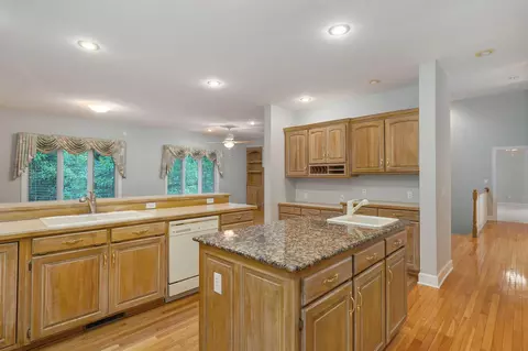 Kitchen - 2441 S Forrest Heights Ave, Springfield, MO 65809 photo 2 of 3