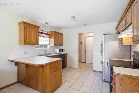 Kitchen - 706 State Highway Ab, Willard, MO 65781 photo 1 of 2