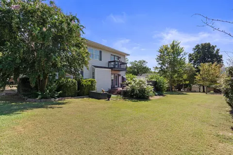 Exterior - 220 Lancashire Dr, Branson, MO 65616 photo 6 of 7