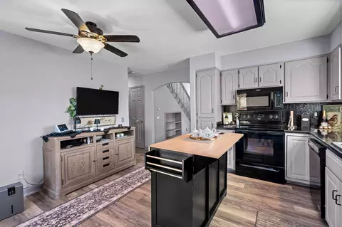 Kitchen - 220 Lancashire Dr, Branson, MO 65616 photo 5 of 5