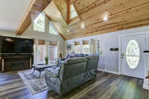 Living - 25339 Senator Rd, Shell Knob, MO 65747 photo 1 of 5